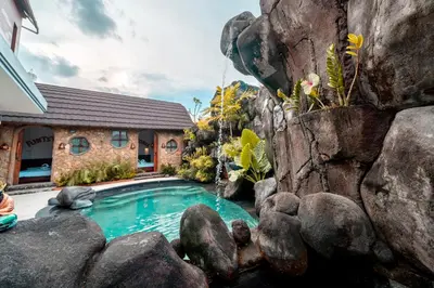 Gallery image of Tropical Villa Flintstones in Canggu