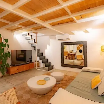 House Sawah - Beautiful & Stylish 3BR Home with Jacuzzi Near Umalas and Seminyak