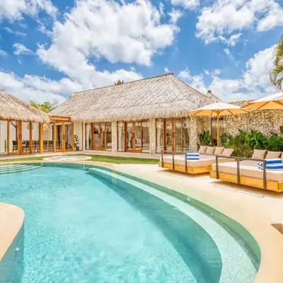 Villa Tango - New Luxurious 7BDR Prime Location