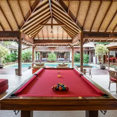 Villa Cira - 5 Bedrooms Private Villa Next to Seminyak