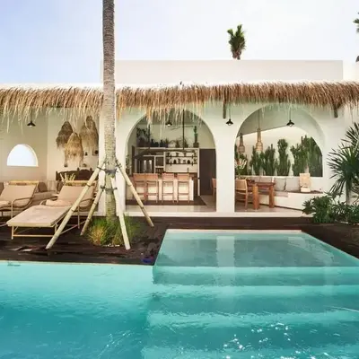 Gorgeous Mediterranean Style 2 Bed