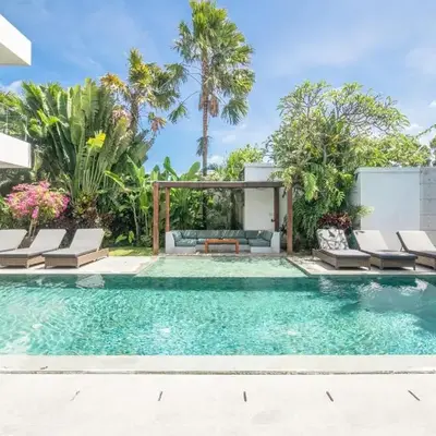 New Brawah 5 BR Villa 200m to Finns Beach Club