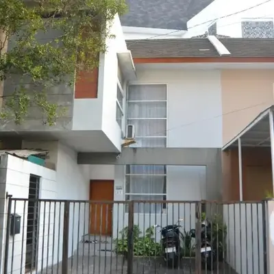 Bracha house