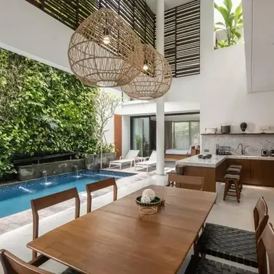 Villa Talisman - Stylish Canggu with Rooftop Villa 5 mins to Beach