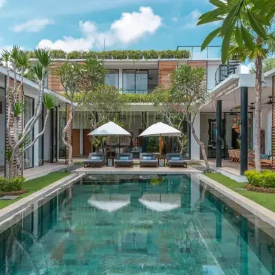 Villa Vida Mira - Elegant 4BR Beachside Villa in Canggu