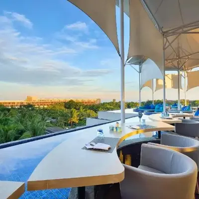 Damarlangit 1 BR Superior Terrace