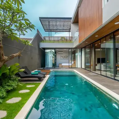 Villa Elena by Maheswara