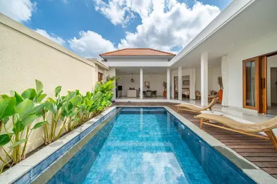 an image of a swimming pool in a villa at Kubung 2 - Perfect Retreat in Canggu in Kerobokan