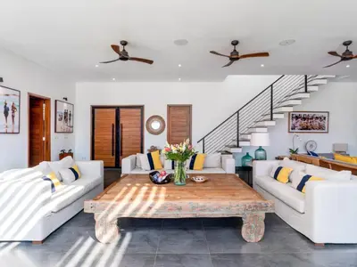 Gallery image of Stunning 5 BR Villa Berawa - 3 min to the beach in Canggu
