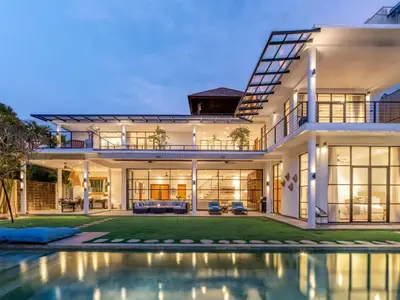 Gallery image of Stunning 5 BR Villa Berawa - 3 min to the beach in Canggu