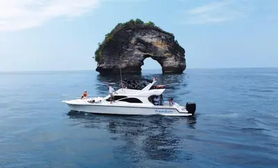 Gallery image of Laguna Tour and Travel in Pesanggaran