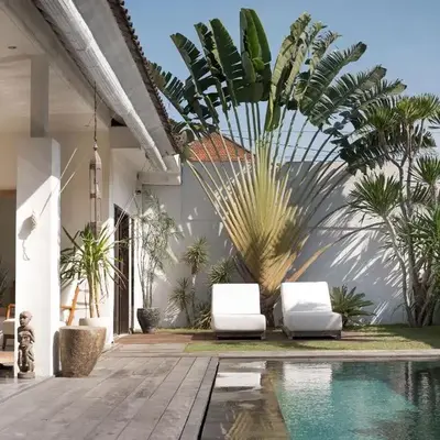 Tropical 3bdr poolvilla in heart of Seminyak