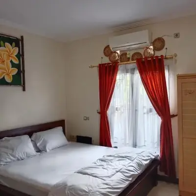 Nyoman bali house villa