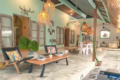 Gallery image of Seminyak Beach Seasalt Hibiscus Villa VH in Seminyak
