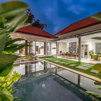 Alisa 4 - Luxurious 4BR Villa with Garden Views and Pool