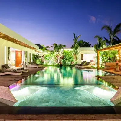Seminyak 5 bd villa avec Chill-out extérieur