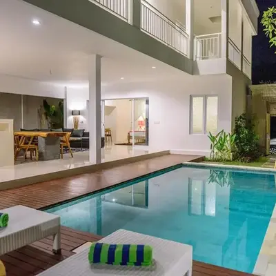 3BR Villa4 Oberoi Seminyak