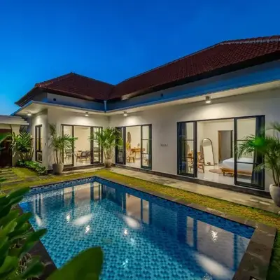 Alicia - Stylish 2BR Villa with Large Pool