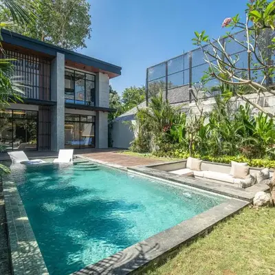 Tropical 5BR Modern Haven 400m from Canggu