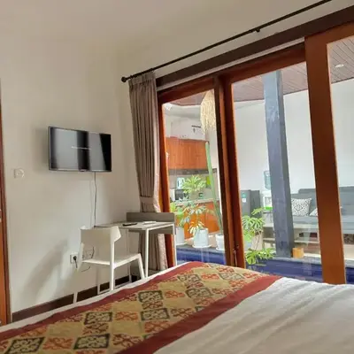 CWB Villa