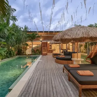 Incredible Family villa with water slide Beachside