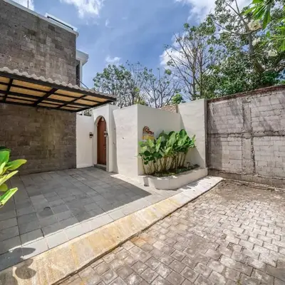 3BR Pool Villa in Berawa - Walk to Beach & Cafes