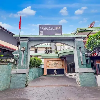 Townhouse Oak @lebak Bene Near Kuta Beach