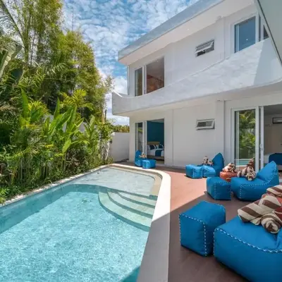 Wave - 6BR Luxe Canggu Villa with Rooftop & Pool