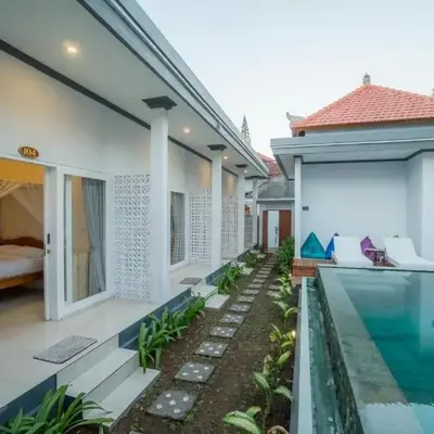 sari uma