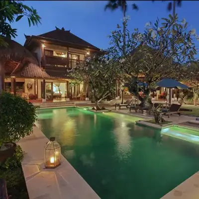 Luxury 6-bedroom Villa in Seminyak