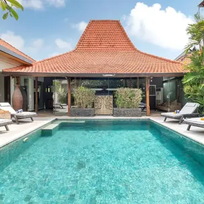 Joglo-Style 3 Bedroom Villa in Heart Of Seminyak