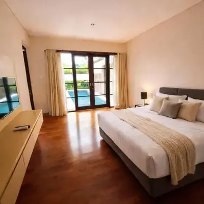 Royal Tulip Springhill Resort Villa Kunyit 12