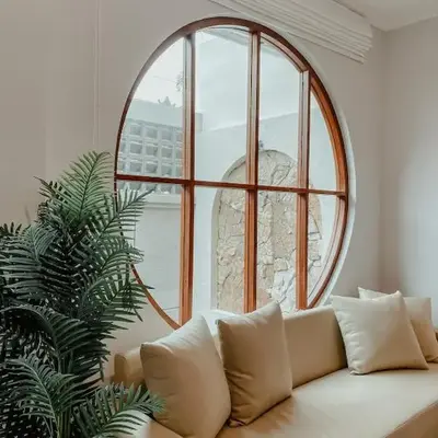 The Maru House