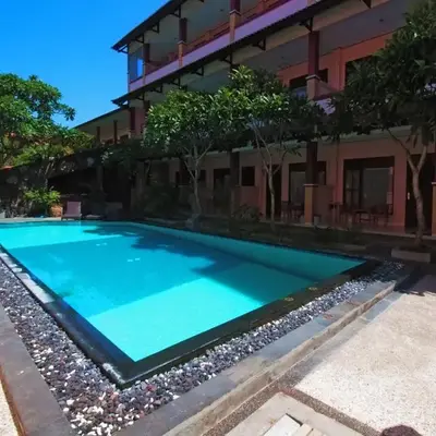 Pesona Beach Inn