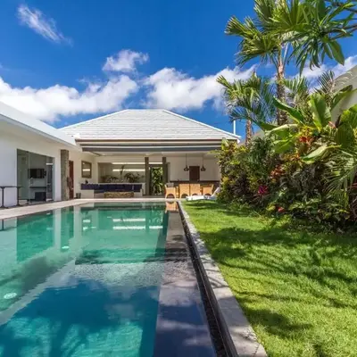 Villa Juna - Beautiful 3 Bedroom in Seminyak