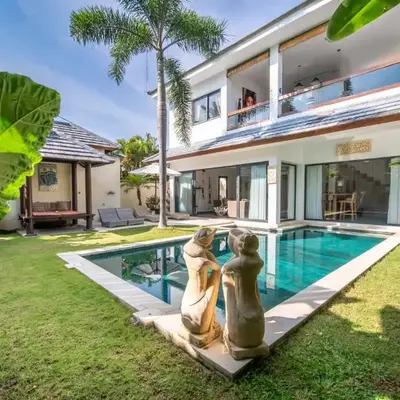 Villa Wiana by Villa Finder