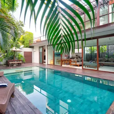 Beach Axis Villa