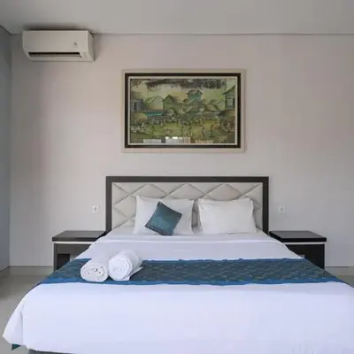 Hoki Villa by Urbanview Villa