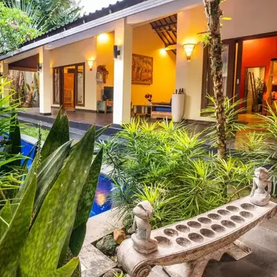 Villa Agni - BEST location! 3BR villa at the heart of Seminyak