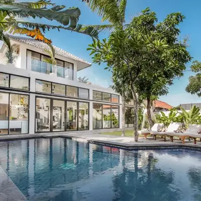 Villa Giraffe Seminyak