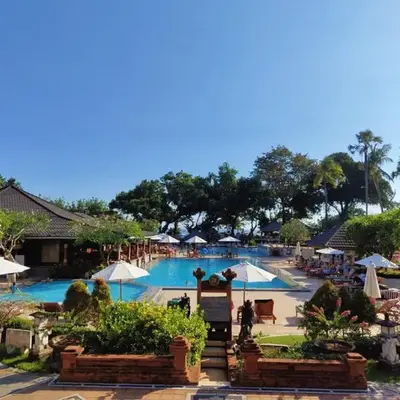 Private Apartment inside Beach Resort Jayakarta