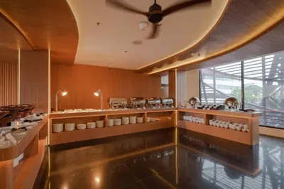 a large room with aasteryasteryasteryasteryasteryasteryasteryasteryasteryasteryastery at Cross Vibe Paasha Atelier Bali Kuta in Kuta