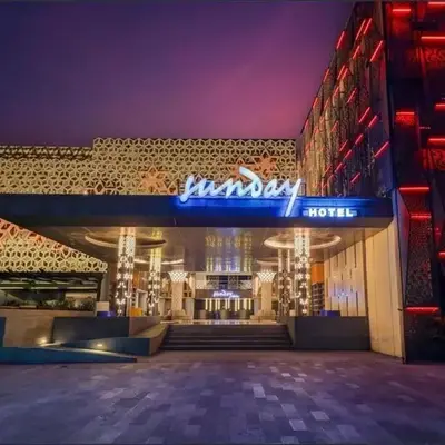 Sunday Hotel Arshika Sunset Road