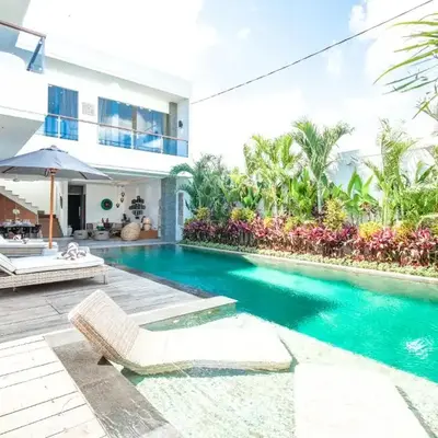 Exquisite 4Bd Gem